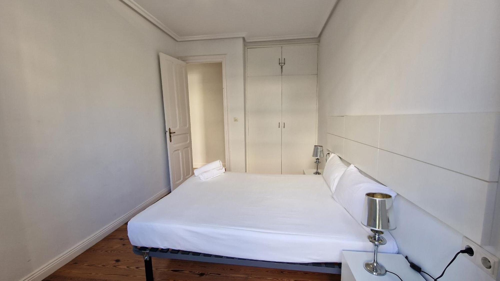 Home In The Heart Of Donostia! Сан Себастиан Екстериор снимка